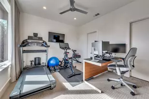 3925 Lively Ln, Dallas, TX 75220 - Photo 10