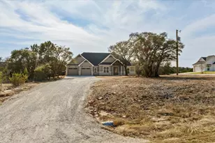 410 Hidden Lake, Bluff Dale, TX 76433 - Photo 30