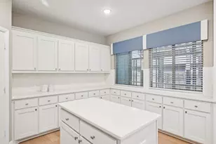 1007 Pecos St, Aubrey, TX 76227 - Photo 10