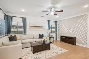 1007 Pecos St, Aubrey, TX 76227 - Photo 4