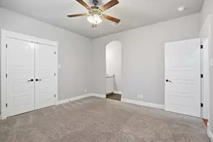 420 Blue Star Ct, Burleson, TX 76028 - Photo 20