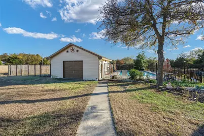 717 Houston Street, Anna, TX 75409 - Photo 2
