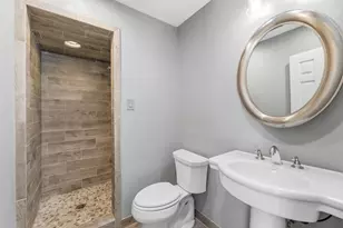 241 Simmons Rd, Double Oak, TX 75077 - Photo 34