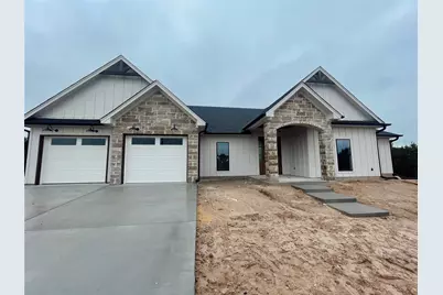 105 Anchors Way, Bluff Dale, TX 76433 - Photo 2