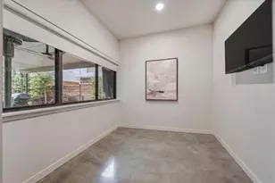 3938 Lively Ln, Dallas, TX 75220 - Photo 8