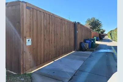 2533 Windsor Castle Way, Lewisville, TX 75056 - Photo 34