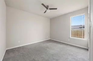 1513 Galveston St, Grand Prairie, TX 75051 - Photo 10