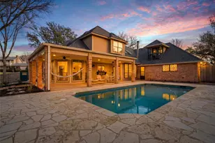 804 Wooded Crest Dr, Woodway, TX 76712 - Photo 2