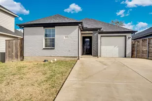 113 Frierson St, Waxahachie, TX 75165 - Photo 1