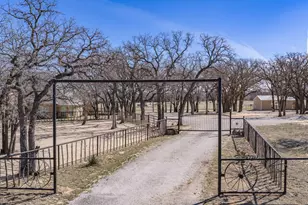 19901 S Hwy 281, Lipan, TX 76462 - Photo 20