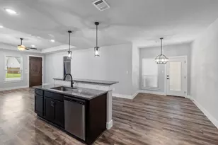 641 The Cottages Dr, Godley, TX 76044 - Photo 14