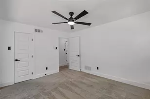 7992 Fallmeadow Ln, Dallas, TX 75248 - Photo 20