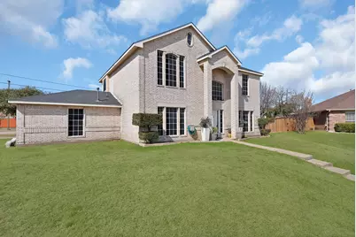 745 Woodridge Drive, DeSoto, TX 75115 - Photo 2