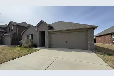 1304 Wrangler Way, Princeton, TX 75407 - Photo 2