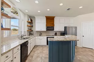 788 W Canyon Creek Ln, Weatherford, TX 76087 - Photo 14