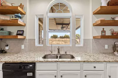 788 W Canyon Creek Lane, Weatherford, TX 76087 - Photo 12