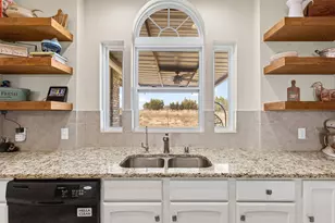 788 W Canyon Creek Ln, Weatherford, TX 76087 - Photo 12