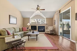 9708 Grandview Dr, Denton, TX 76207 - Photo 10