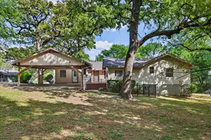 102 Summerall Dr, Mabank, TX 75156 - Photo 1