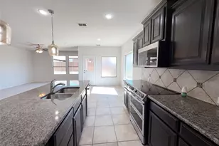 13824 Langston Lk Rd, Roanoke, TX 76262 - Photo 2