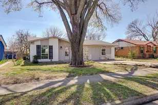 1616 Azalea Ln, Plano, TX 75074 - Photo 2