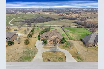 1215 Meredith Creek Lane, Fort Worth, TX 76179 - Photo 40