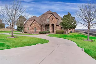 1215 Meredith Creek Ln, Fort Worth, TX 76179 - Photo 1