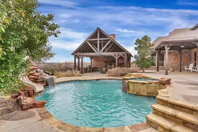 1215 Meredith Creek Lane, Fort Worth, TX 76179 - Photo 2