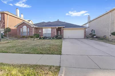 202 Matlock Meadow Drive, Arlington, TX 76002 - Photo 1
