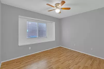 202 Matlock Meadow Drive, Arlington, TX 76002 - Photo 16