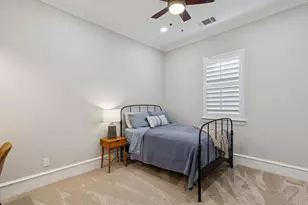 6526 Sondra Dr, Dallas, TX 75214 - Photo 24