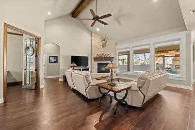 6301 Weatherby Road, Granbury, TX 76049 - Photo 14