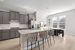 3711 Walnut Rdg Dr, Grand Prairie, TX 76065 - Photo 6