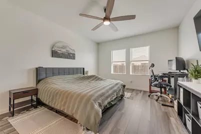 2544 Sanders Creek Drive, Glenn Heights, TX 75154 - Photo 12