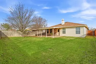 521 Oriel Cir, Crowley, TX 76036 - Photo 32