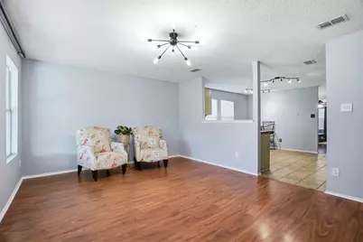 521 Oriel Circle, Crowley, TX 76036 - Photo 6