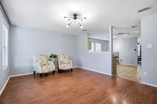 521 Oriel Cir, Crowley, TX 76036 - Photo 6