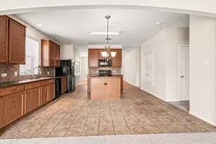 713 Dickerson Ln, Mansfield, TX 76063 - Photo 10