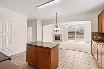 713 Dickerson Lane, Mansfield, TX 76063 - Photo 4