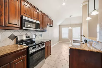 205 Commonwealth Circle, Waxahachie, TX 75165 - Photo 8