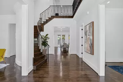 6019 Prestonshire Lane, Dallas, TX 75225 - Photo 4