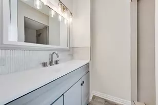 1725 Acosta St, Grand Prairie, TX 75051 - Photo 12