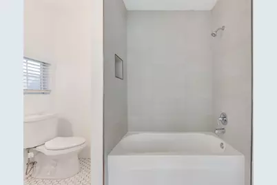 1725 Acosta Street, Grand Prairie, TX 75051 - Photo 18