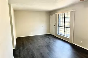 2221 Stella St, Denton, TX 76201 - Photo 2