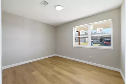 1001 Newby Avenue, Bridgeport, TX 76426 - Photo 14