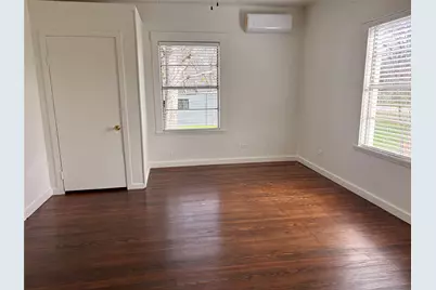 300 E Plummer Street, Eastland, TX 76448 - Photo 6