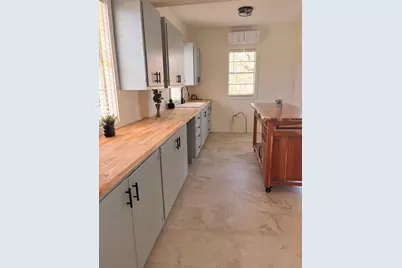 300 E Plummer Street, Eastland, TX 76448 - Photo 4