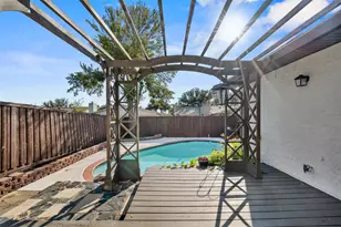 2008 E Peters Colony Rd, Carrollton, TX 75007 - Photo 24