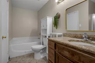 736 W Colony Dr, Arlington, TX 76001 - Photo 18