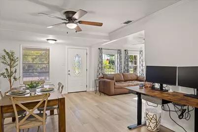 310 W 6th Street, Tolar, TX 76476 - Photo 6